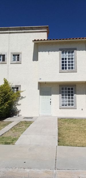 Casa en renta en Villa Siena, Fraccionamiento la Cantera, Celaya,  Guanajuato, 38024.