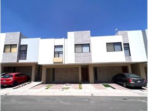 Casa en Venta en Residencial el Refugio Querétaro