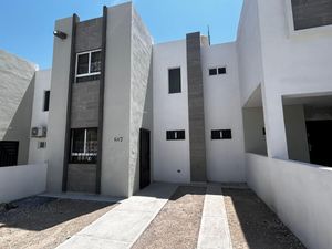 Casa en Renta en Valle de los Almendros Saltillo