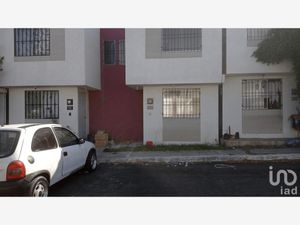 Casa en Venta en Eduardo Loarca Castillo Querétaro