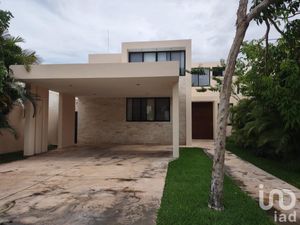 Casa en Renta en Parque Central Mérida