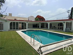 Casa en Venta en Lomas de Coyuca Cuernavaca