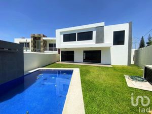 Casa en Venta en Burgos Temixco