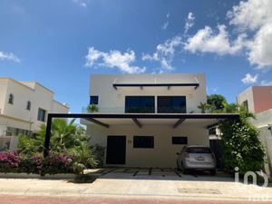 Casa en Venta en Supermanzana 11 Benito Juárez