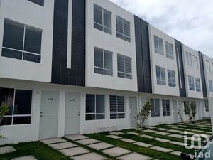 Casa en Venta en Los Héroes Chalco III Chalco