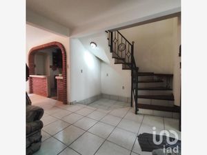 Casa en Venta en Villas de Guadalupe Xalostoc Ecatepec de Morelos