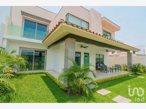 Casa en Venta en Real del Puente Xochitepec