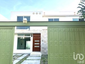 Casa en Renta en Residencial Santa Fe Corregidora