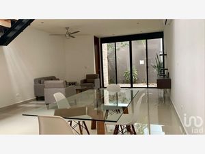 Casa en Renta en Sodzil Norte Mérida