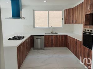 Casa en Venta en Santa María Magdalena Ocotitlán Metepec