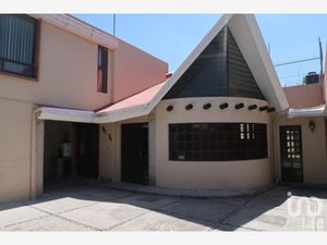 Casa en Venta en Loma Encantada Puebla