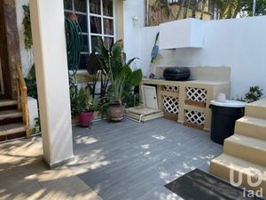 Casa en Venta en Burgos Bugambilias Temixco