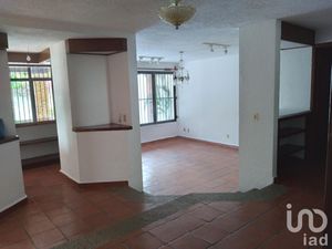 Casa en Venta en Palmira Tinguindin Cuernavaca