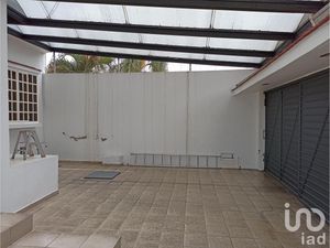 Casa en Venta en Lomas de Coyuca Cuernavaca