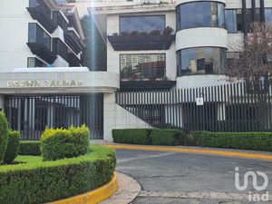 Departamento en Venta en Bosques de las Palmas Huixquilucan