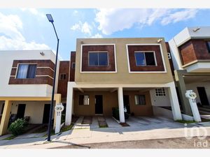 Casa en Venta en Ciudad del Sol Querétaro