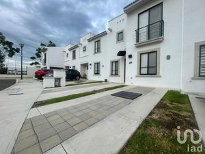 Casa en Venta en Zákia El Marqués