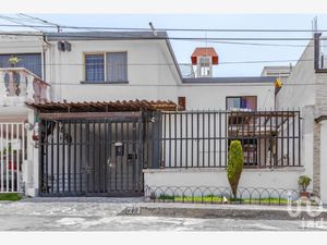 Casa en Venta en Parque Residencial Coacalco 1a Sección Coacalco de Berriozábal