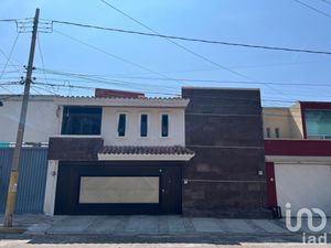 Casa en Venta en Jardines de San Manuel Puebla