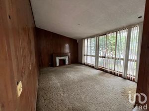 Casa en Venta en Jardines Del Sol Zapopan