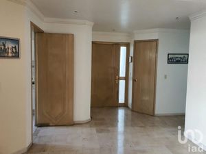 Departamento en Venta en Bosques de las Palmas Huixquilucan