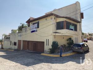 Casa en Venta en Burgos Bugambilias Temixco