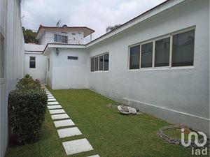 Casa en Venta en Lomas de Coyuca Cuernavaca