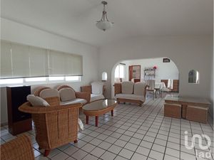 Casa en Venta en Lomas de Coyuca Cuernavaca