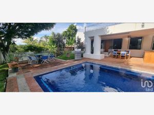 Casa en Venta en Colinas de Santa Fe Xochitepec