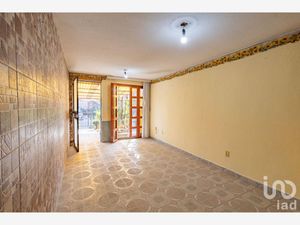 Casa en Venta en Los Héroes Ixtapaluca