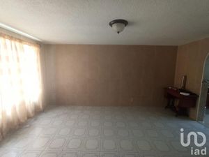 Casa en Venta en Santa Ana Tlapaltitlán Toluca