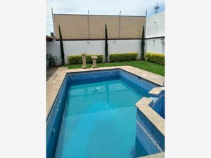 Casa en Venta en Lomas de Ahuatlán Cuernavaca