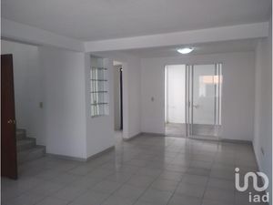 Casa en Venta en Pueblo Nuevo Corregidora