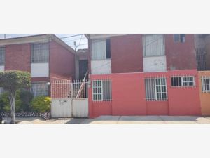 Casas en venta en Valle de Aragon 1ra Secc, 57100 Nezahualcóyotl, Méx.,  México