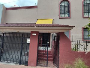 Casa en Venta en Jardines Alcalde Guadalajara
