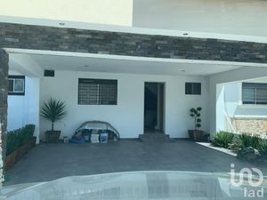 Casa en Venta en Los Olivos Residencial Apodaca