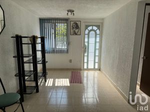 Casa en Venta en Los Reyes Acaquilpan Centro La Paz