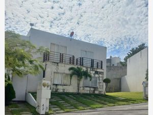 Casa en Venta en Solares Xochitepec