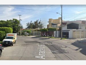 Casa en Venta en Paseos del Sol Zapopan