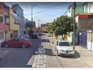 Casa en Venta en Los Reyes Ixtacala 2da. Sección Tlalnepantla de Baz