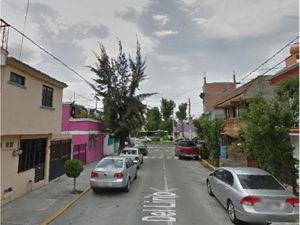 Casa en Venta en Los Reyes Ixtacala 2da. Sección Tlalnepantla de Baz