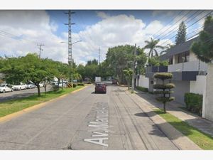 Casa en Venta en Rinconada Santa Rita Zapopan