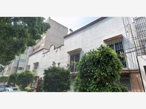 Casa en Venta en Insurgentes Cuicuilco Coyoacán