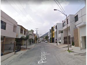 Casa en Venta en Pedregal de la Silla Monterrey