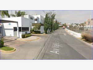 Casa en Venta en Valle de San Isidro Zapopan