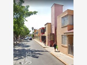 Casa en Venta en Lomas Estrella Iztapalapa