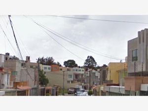 Casa en Venta en Jardines Bellavista Tlalnepantla de Baz