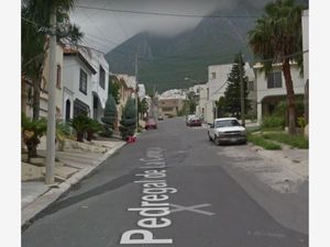 Casa en Venta en Pedregal de la Silla Monterrey