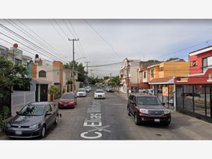 Casa en Venta en Parques Del Nilo Guadalajara