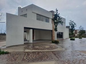 Casa en Venta en Los Calicantos Aguascalientes